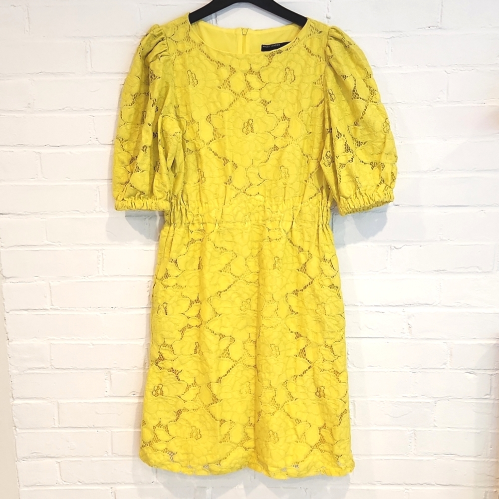 NWOT Maggy London Short Sleeve Yellow Lace Dress
